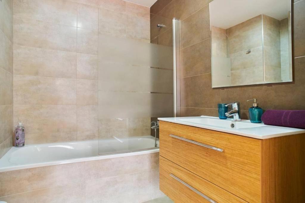 Barcelona Apartment Sagrada Familia ภายนอก รูปภาพ